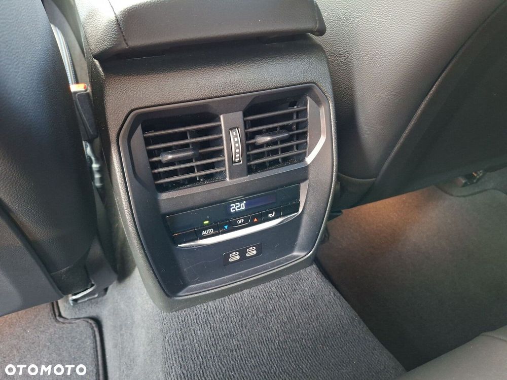BMW Seria 3 318i M Sport - 16