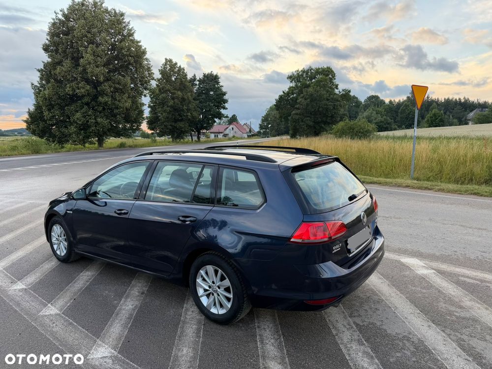Volkswagen Golf 1.6 TDI BlueMotion Trendline - 19