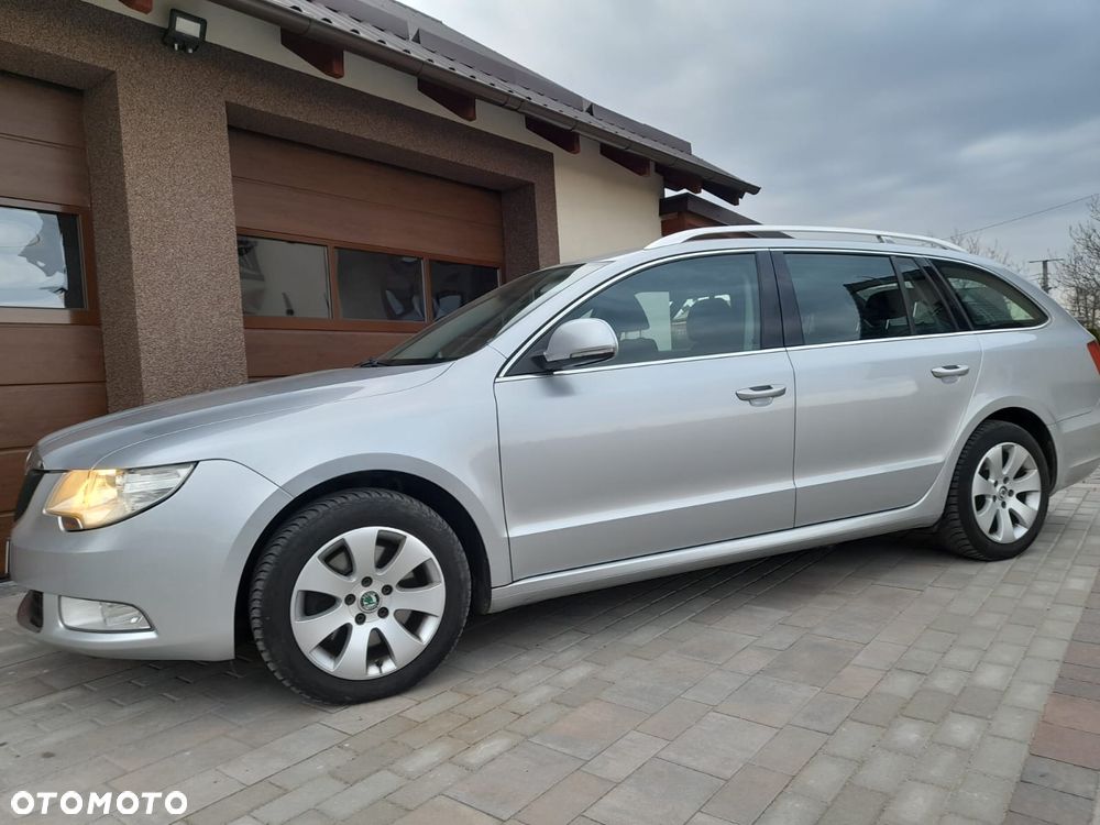 Skoda Superb 2.0 TDI Family - 2