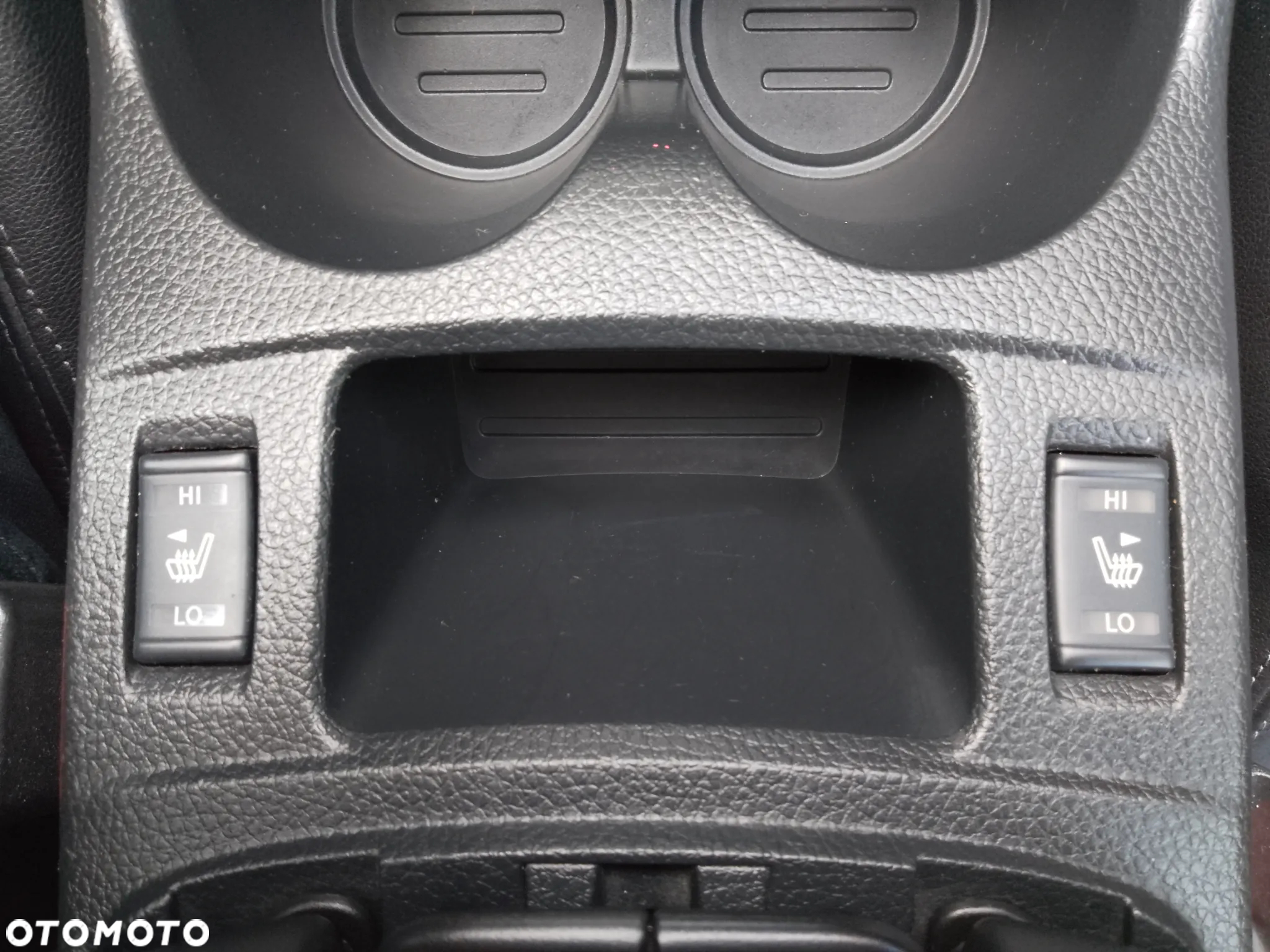 Nissan Qashqai 1.6 DCi Tekna Xtronic - 29