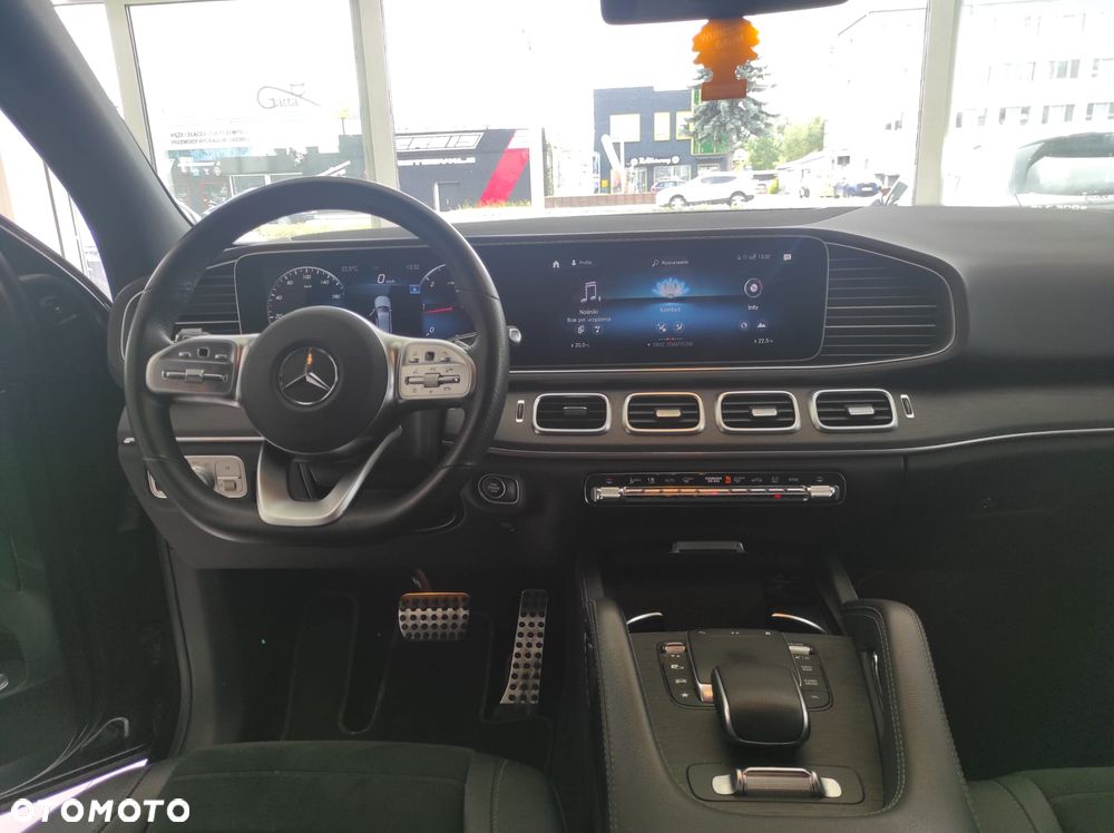 Mercedes-Benz GLE - 11