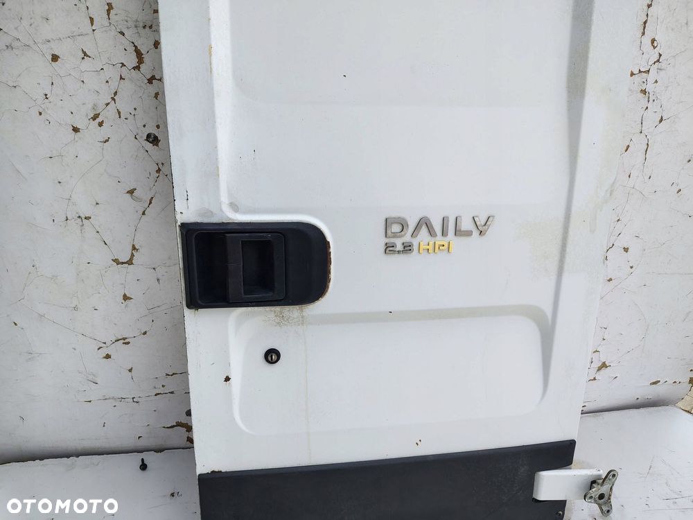 DRZWI SKRZYDEŁKOWE PRAWY TYŁ IVECO DAILY 3 III 35C12 FL LIFT - 12