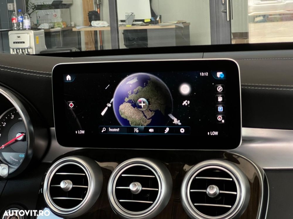 Mercedes-Benz GLC - 12