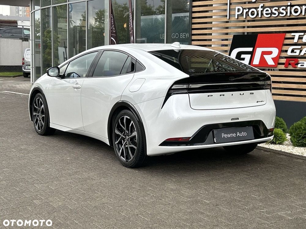 Toyota Prius - 3