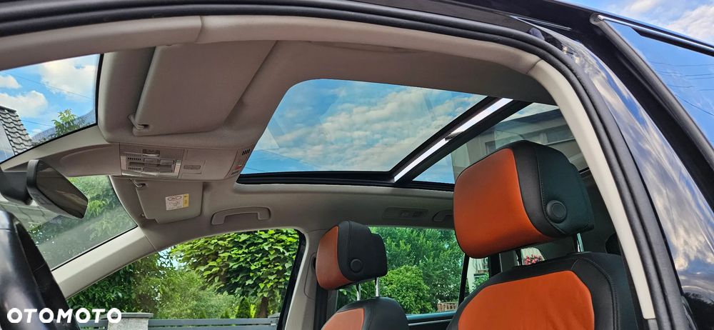 Volkswagen Tiguan - 19