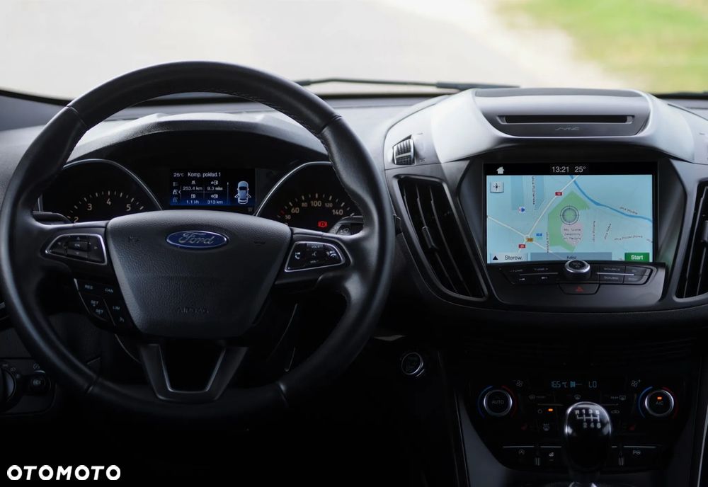 Ford Kuga - 35