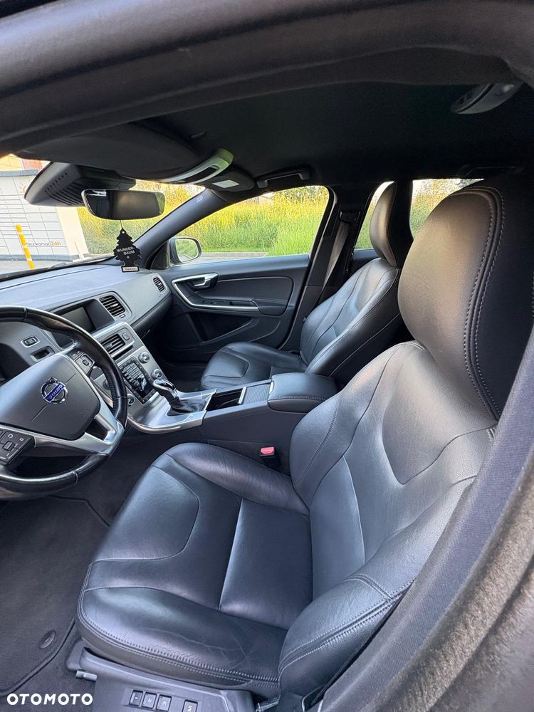 Volvo V60 D4 Drive-E Summum - 10