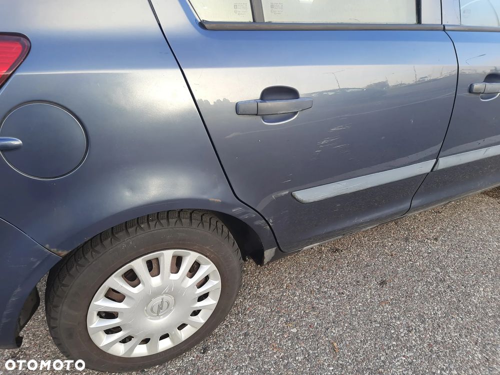 Opel Corsa 1.0 12V Essentia - 8