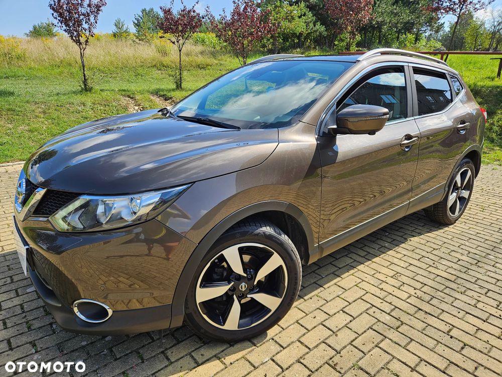 Nissan Qashqai 1.2 DIG-T N-Connecta EU6 - 2