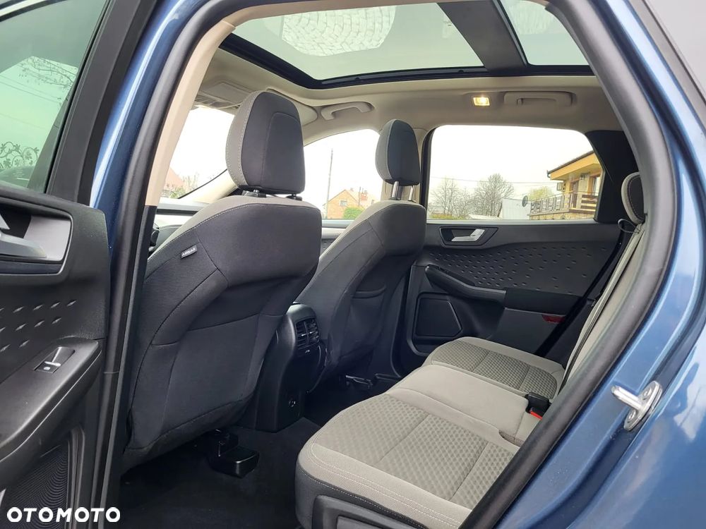 Ford Kuga - 18