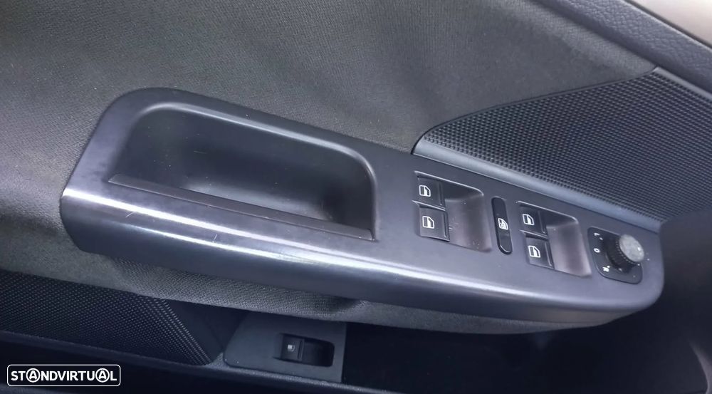 VW Golf 1.9 TDi 6V Confortline - 13