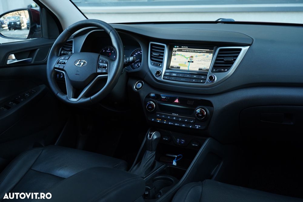 Hyundai Tucson 2.0 CRDI 4WD Automatik Premium - 12