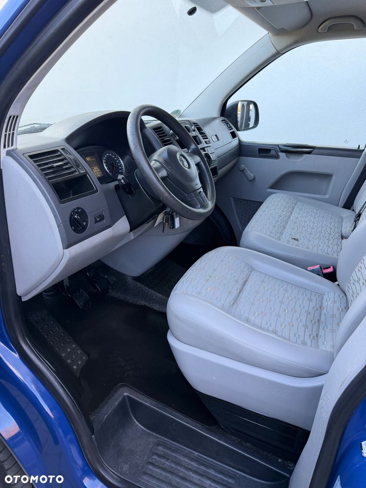 Volkswagen Transporter - 29