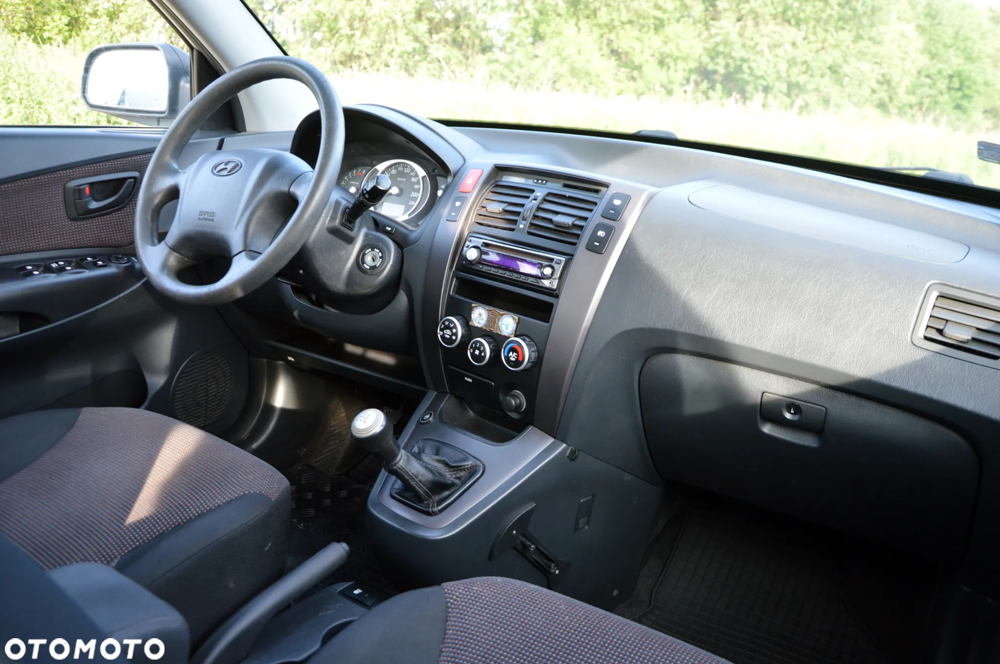 Hyundai Tucson 2.0 Comfort 2WD - 17