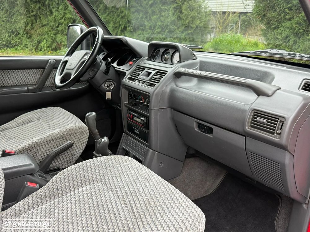 Mitsubishi Pajero 2.8 TD GLS - 15