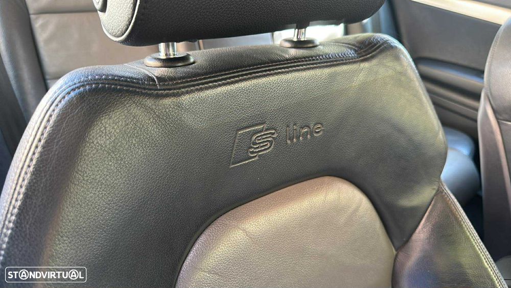 Audi A4 Avant 2.0 T FSI - 14