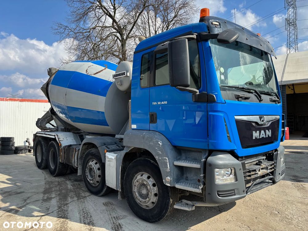 MAN TGS 32.420 8x4 Liebherr 9m3 - 2