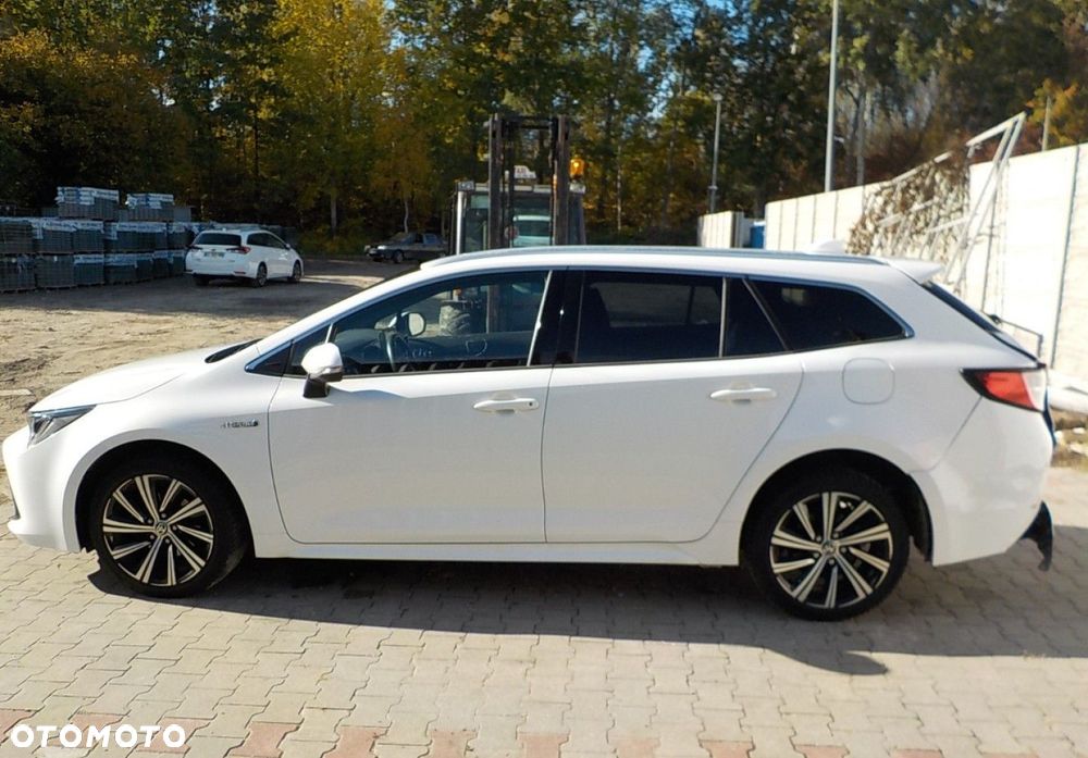Toyota Corolla - 5