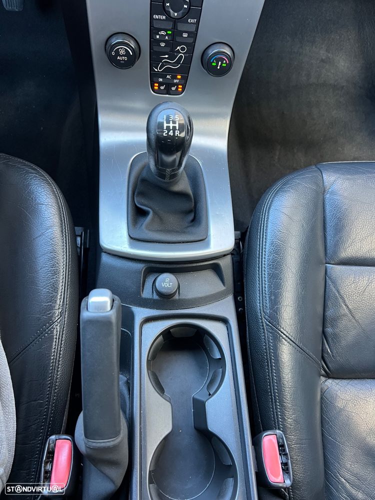 Volvo C30 1.6 D Drive Momentum - 38