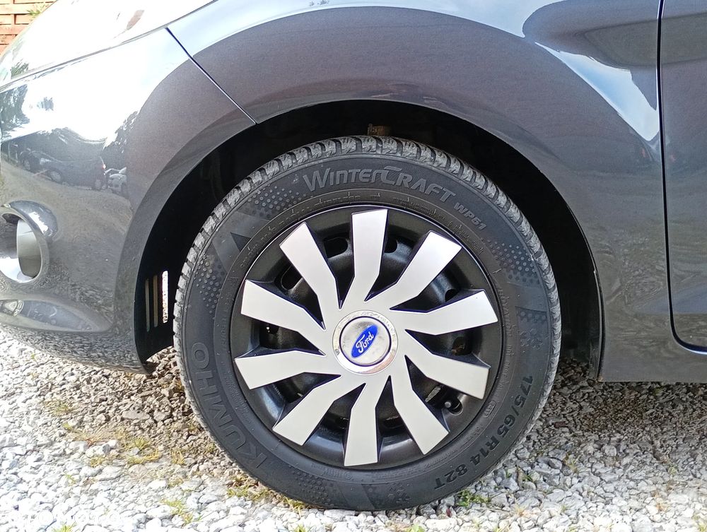 Ford Fiesta 1.25 Viva - 38