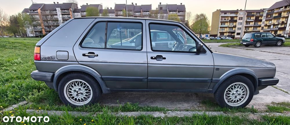 Volkswagen Golf - 5