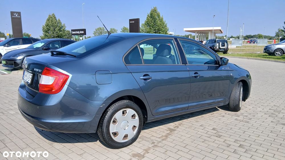 Skoda RAPID 1.2 TSI Style Plus - 34