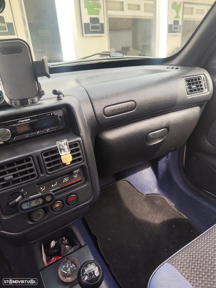 Peugeot 106 - 3