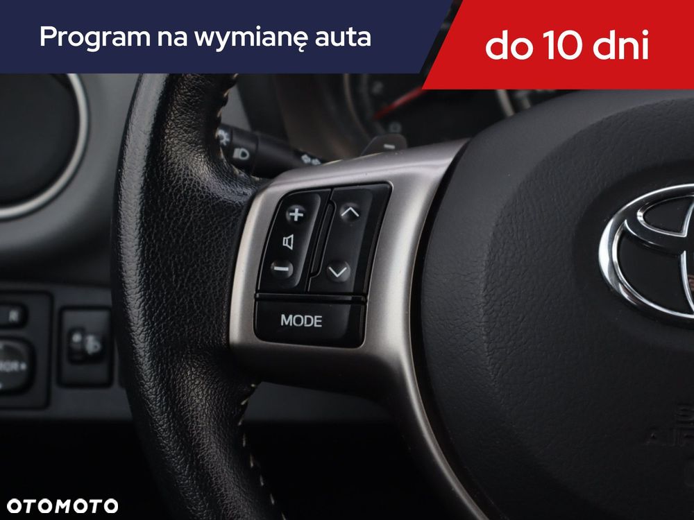 Toyota Yaris - 18