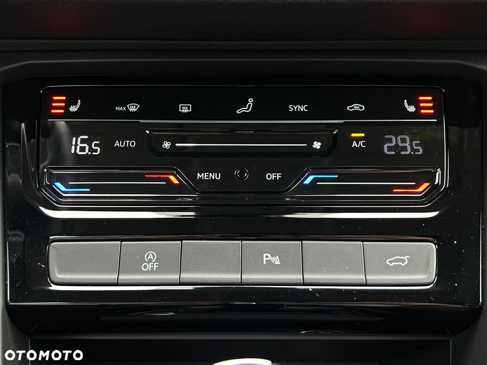 Volkswagen Touran 1.5 TSI EVO Comfortline DSG - 28