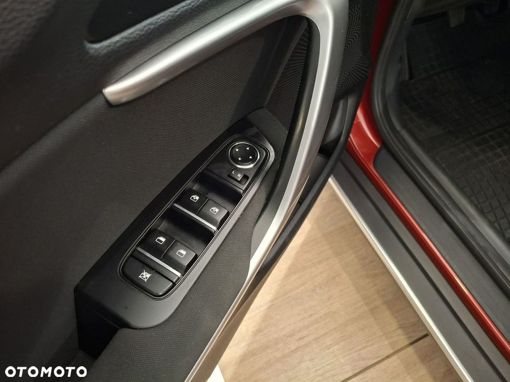 Kia XCeed - 12
