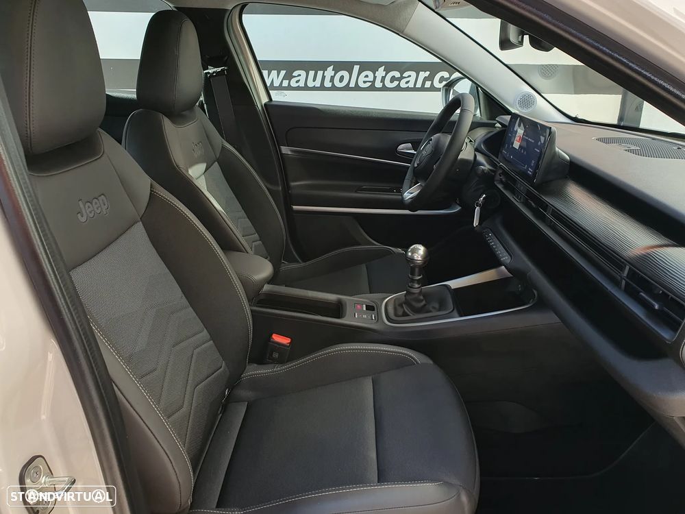 Jeep Avenger 1.2 GSE T3 Altitude - 4