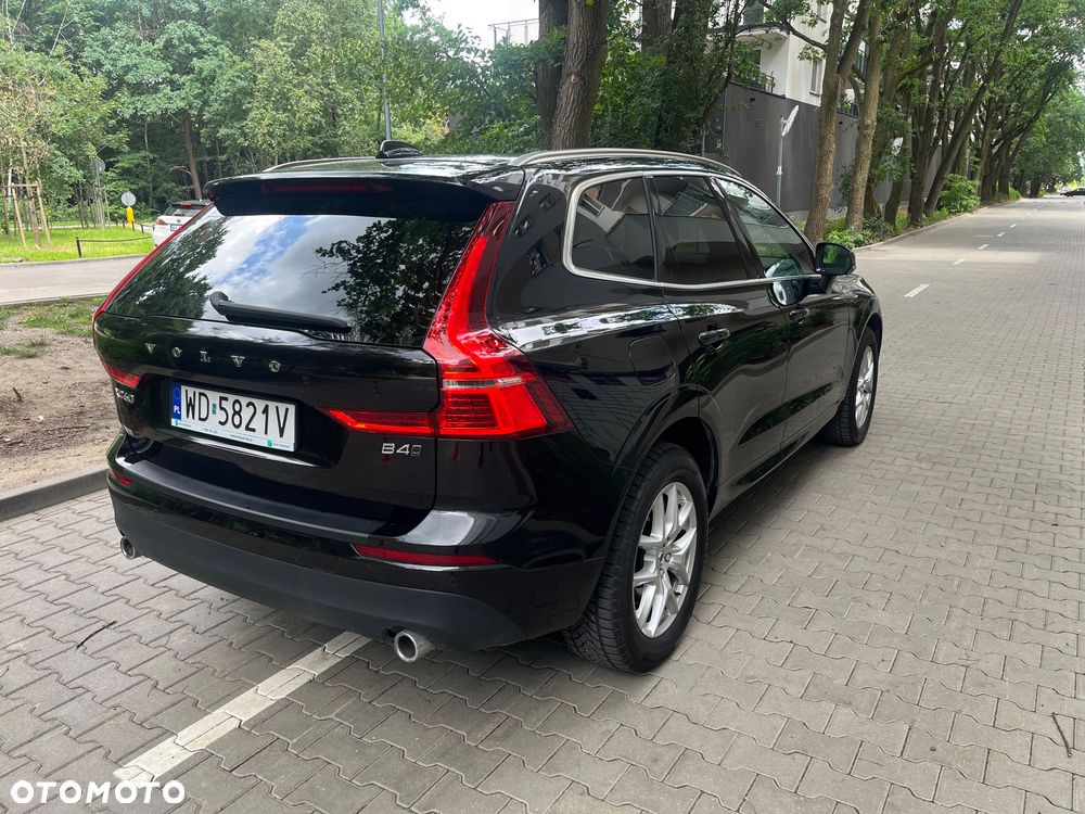 Volvo XC 60 B4 D AWD Momentum Pro - 6