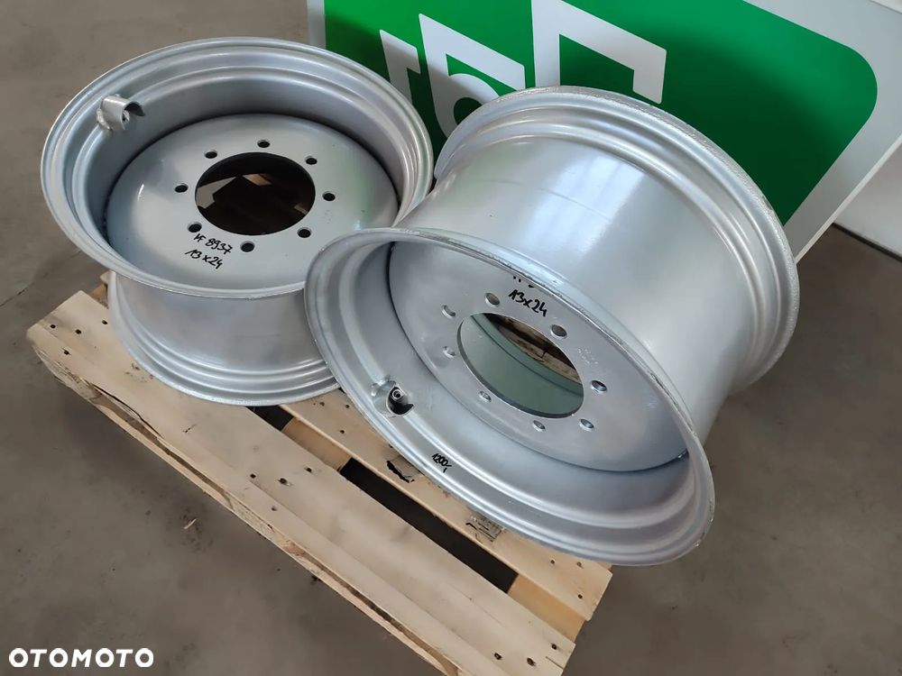 Felga 13x24 MASSEY FERGUSON 8937 - 3