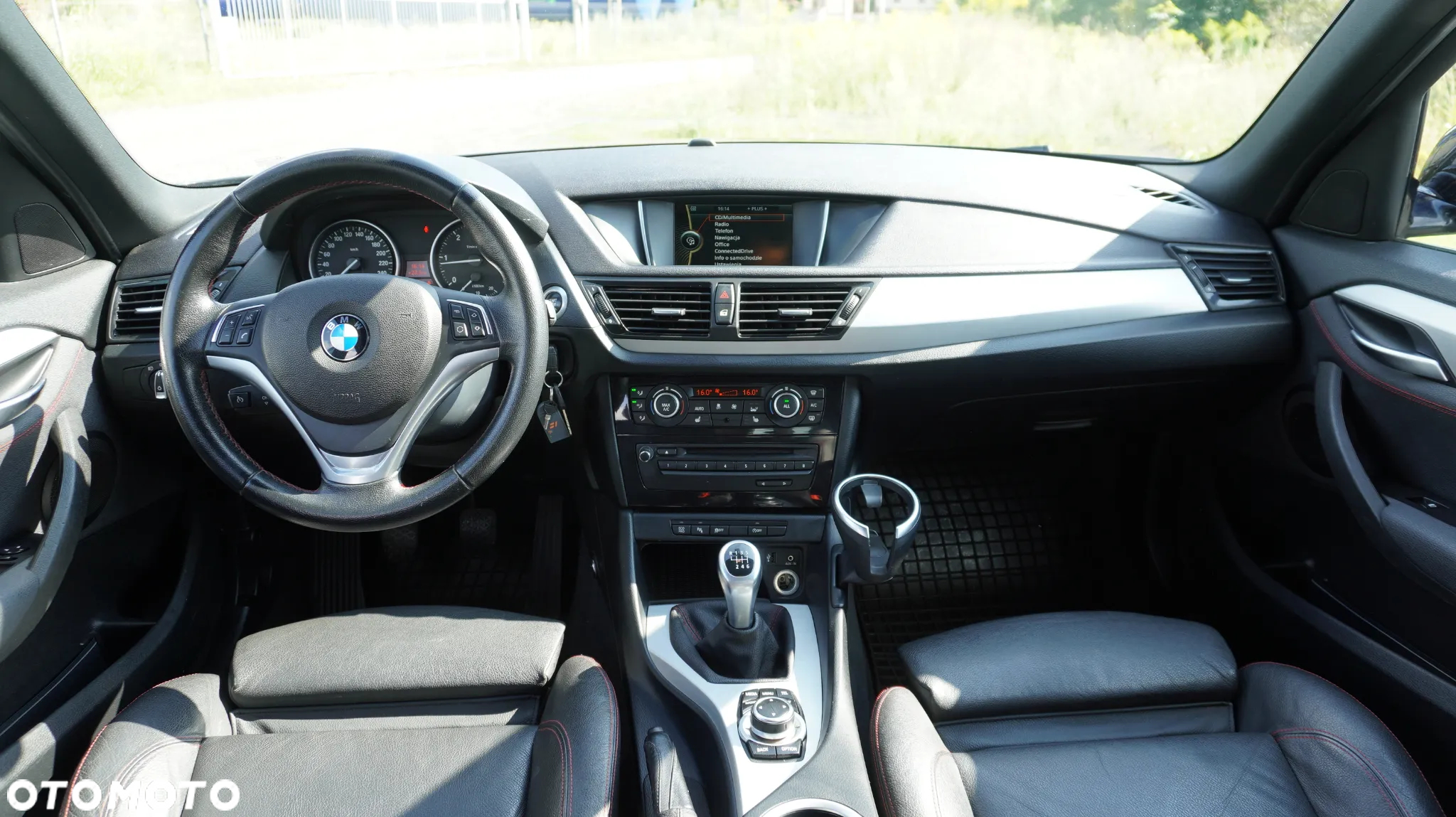 BMW X1 sDrive18d Sport Line - 7