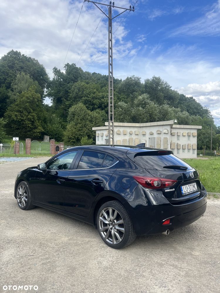 Mazda 3 - 4