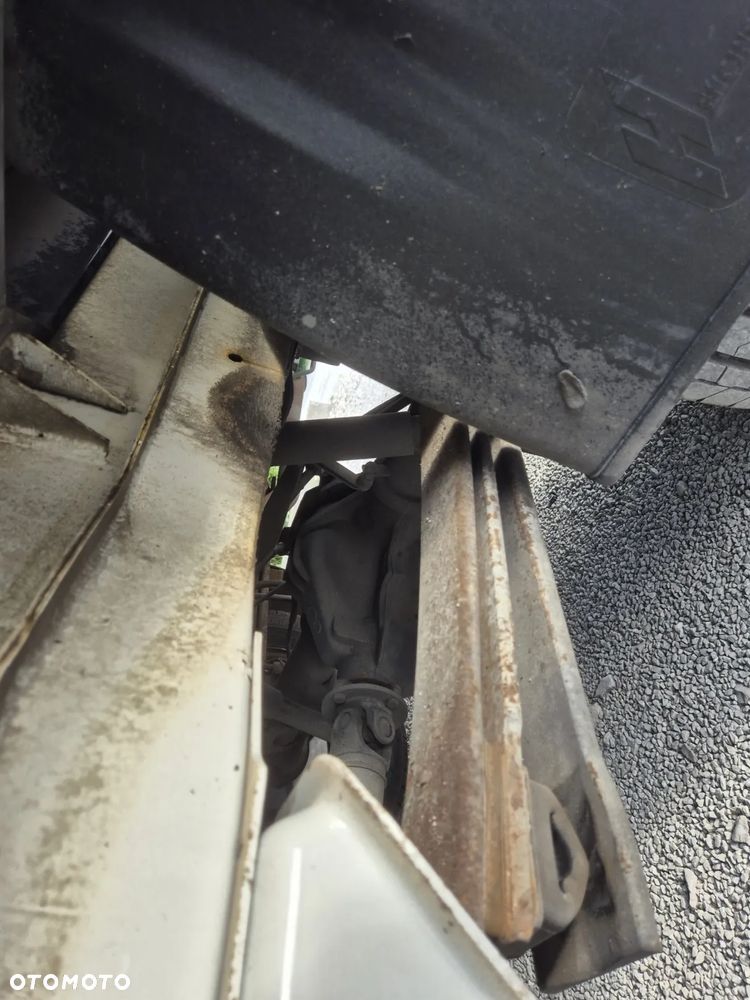 Volkswagen LT46 2.5Tdi 109KM/ Kontener 4.2m/ - 24