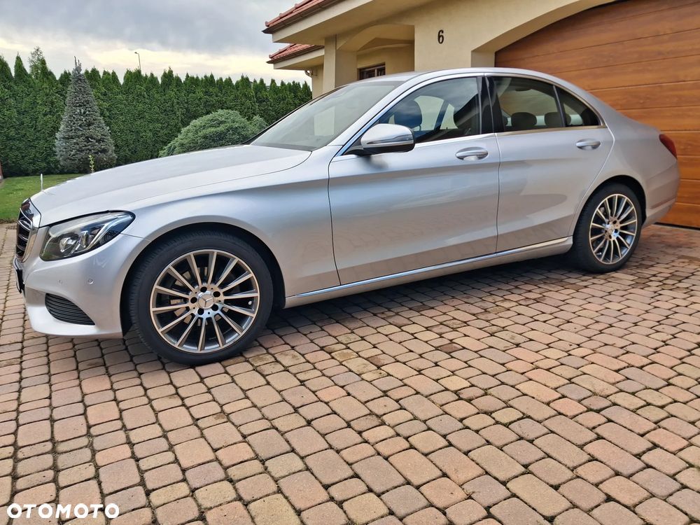Mercedes-Benz Klasa C 180 7G-TRONIC Exclusive - 3