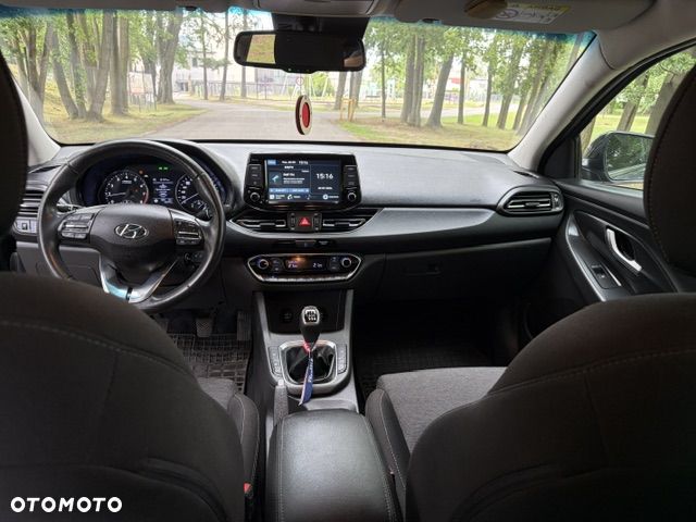 Hyundai i30 1.5 T-GDI 48V Executive - 24