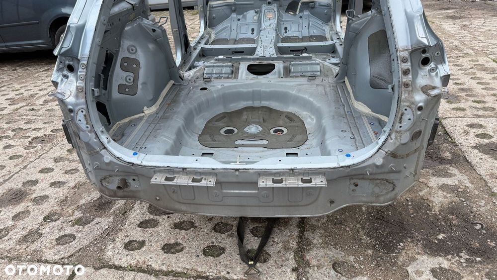 KIA CEED III KOMBI PAS TYLNY PODŁOGA BAGAŻNIKA WANNA TYŁ CS 18-24 - 1