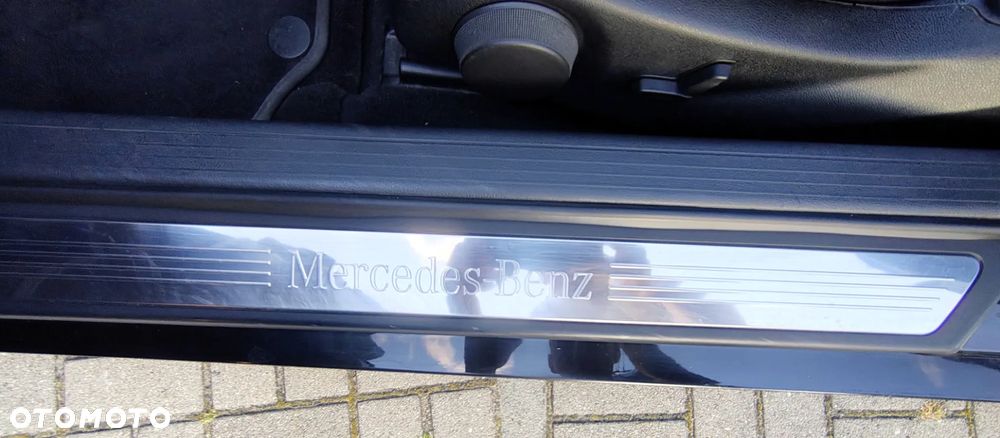 Mercedes-Benz Klasa E 250 CGI BlueEFFICIENCY Automatik Elegance - 18