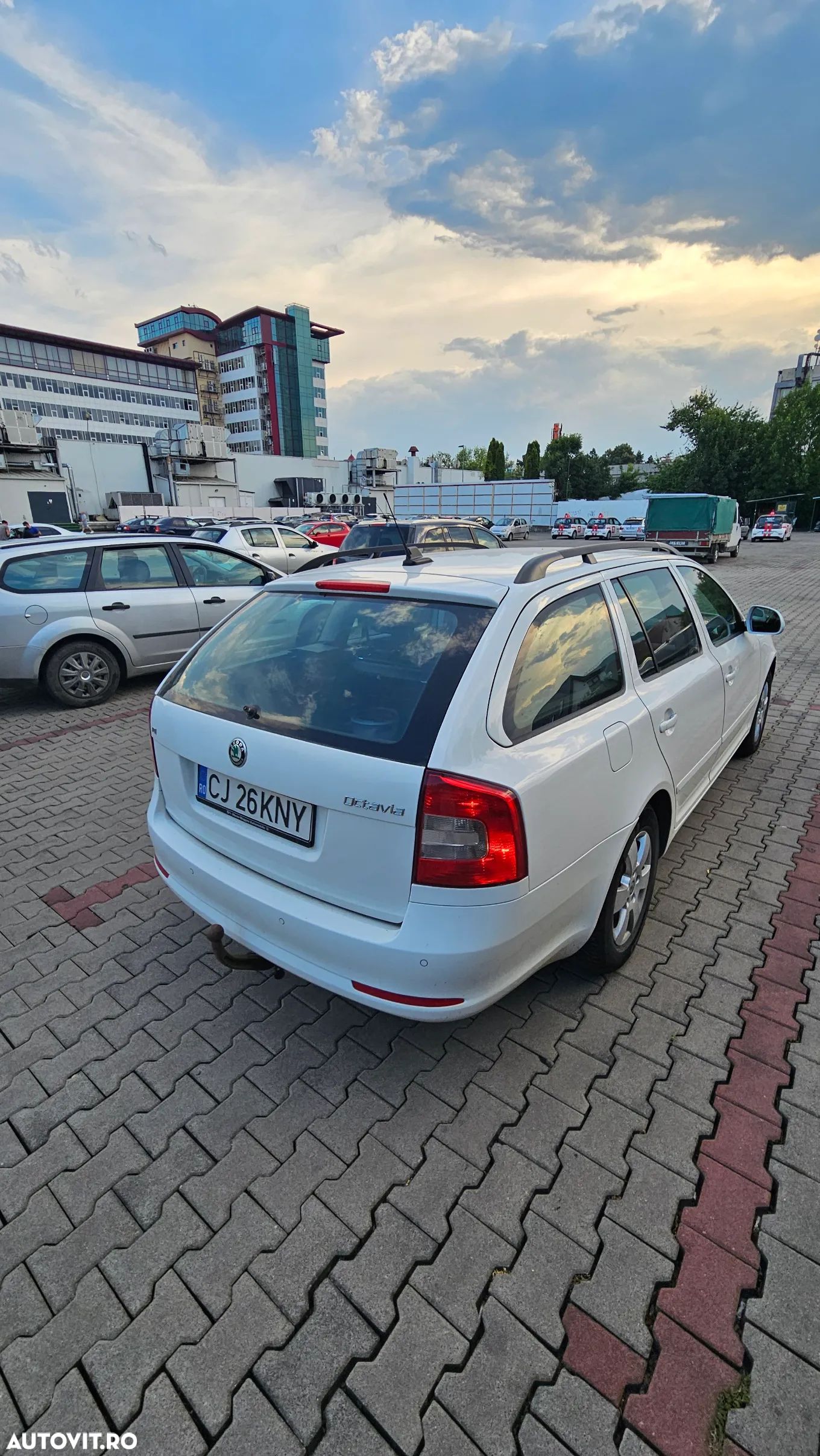 Skoda Octavia 1.6 TDI Classic DSG - 1