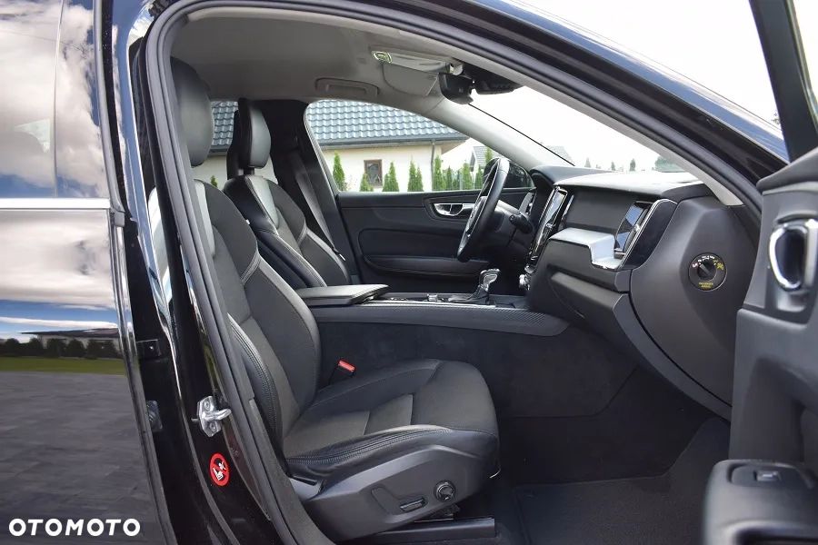 Volvo XC 60 B5 D AWD Geartronic Inscription - 21