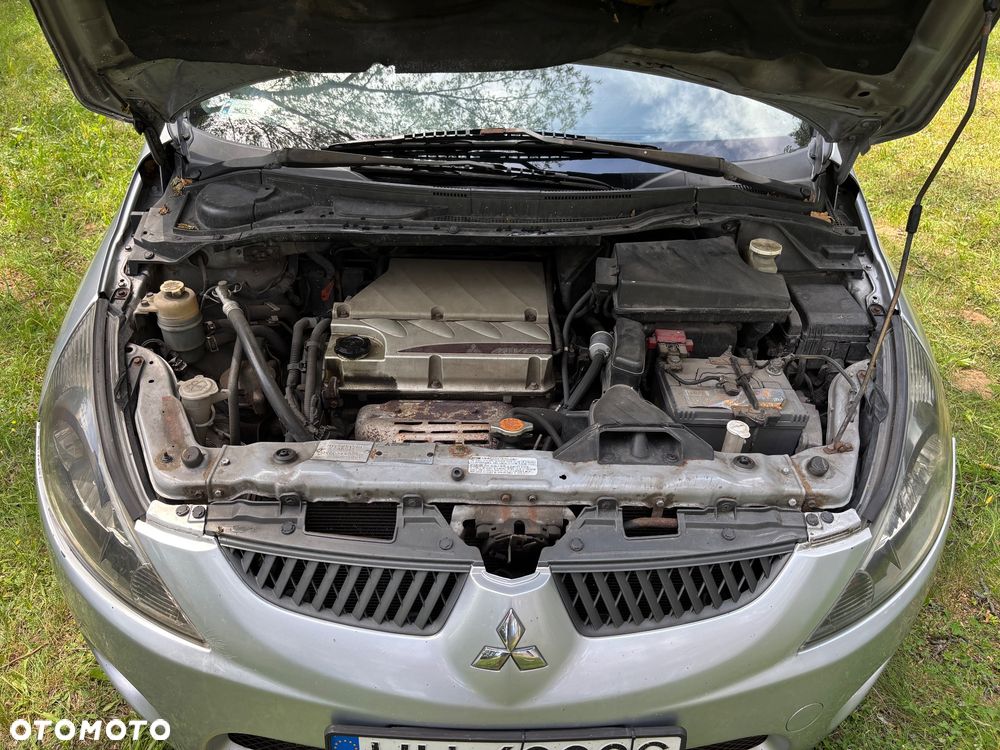 Mitsubishi Grandis - 21