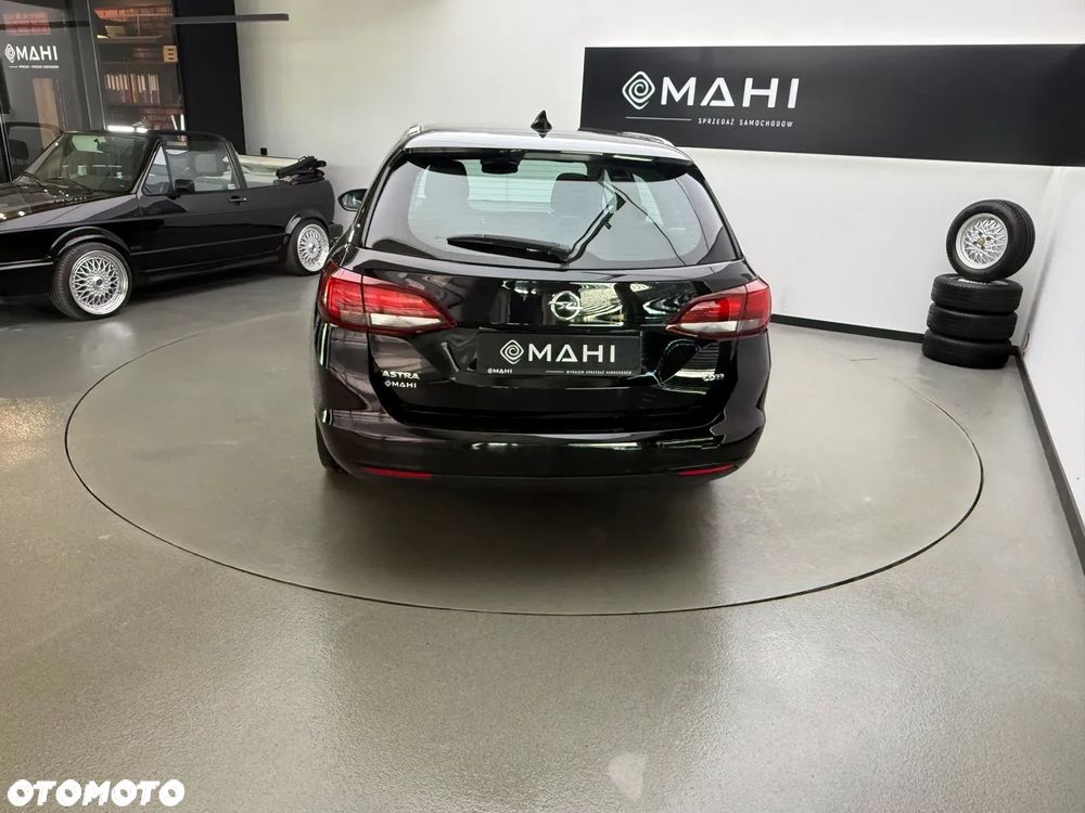 Opel Astra 1.6 D (CDTI) Start/Stop Innovation - 10