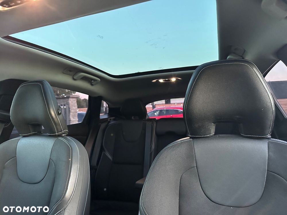 Volvo V40 D2 Momentum - 7