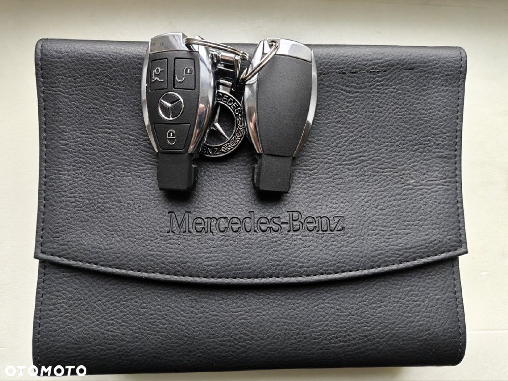 Mercedes-Benz Klasa S 500 L 4Matic 7G-TRONIC - 36
