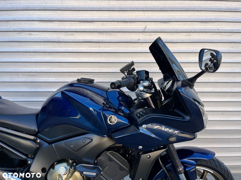 Yamaha FZ - 23