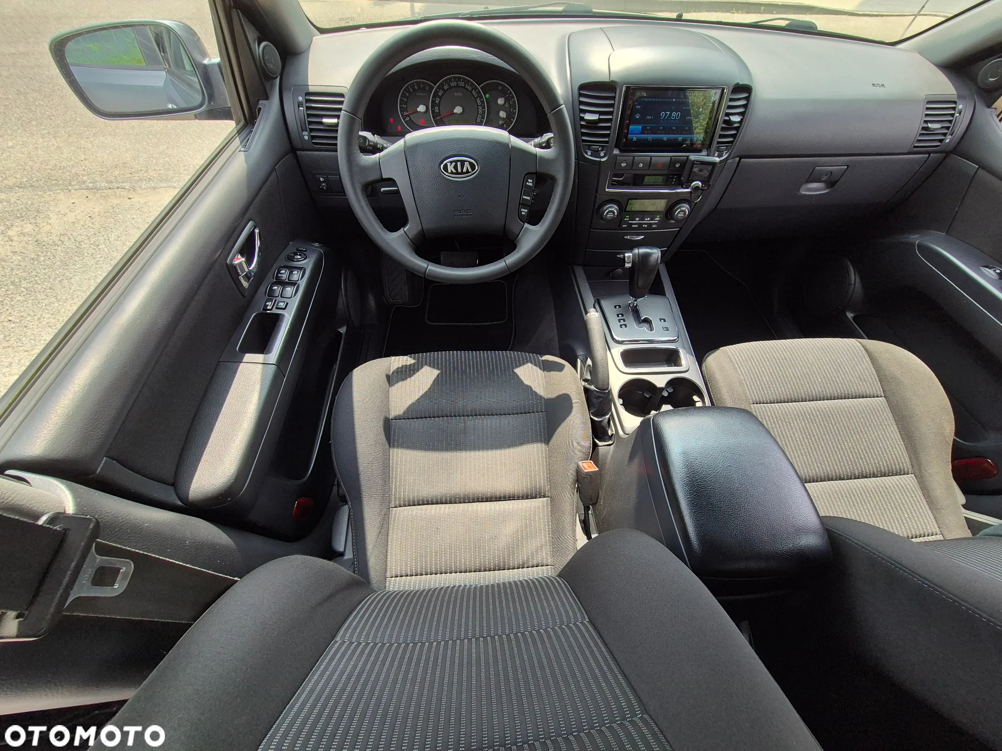Kia Sorento 3.3 V6 EX - 22