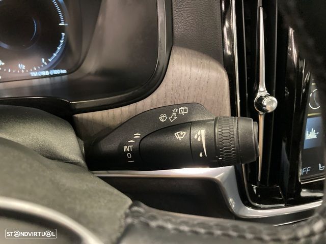 Volvo V90 T6 Recharge AWD Geartronic Inscription - 11