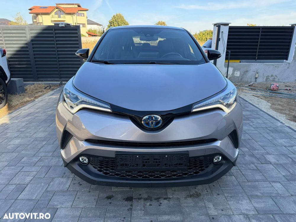 Toyota C-HR Lounge - 2